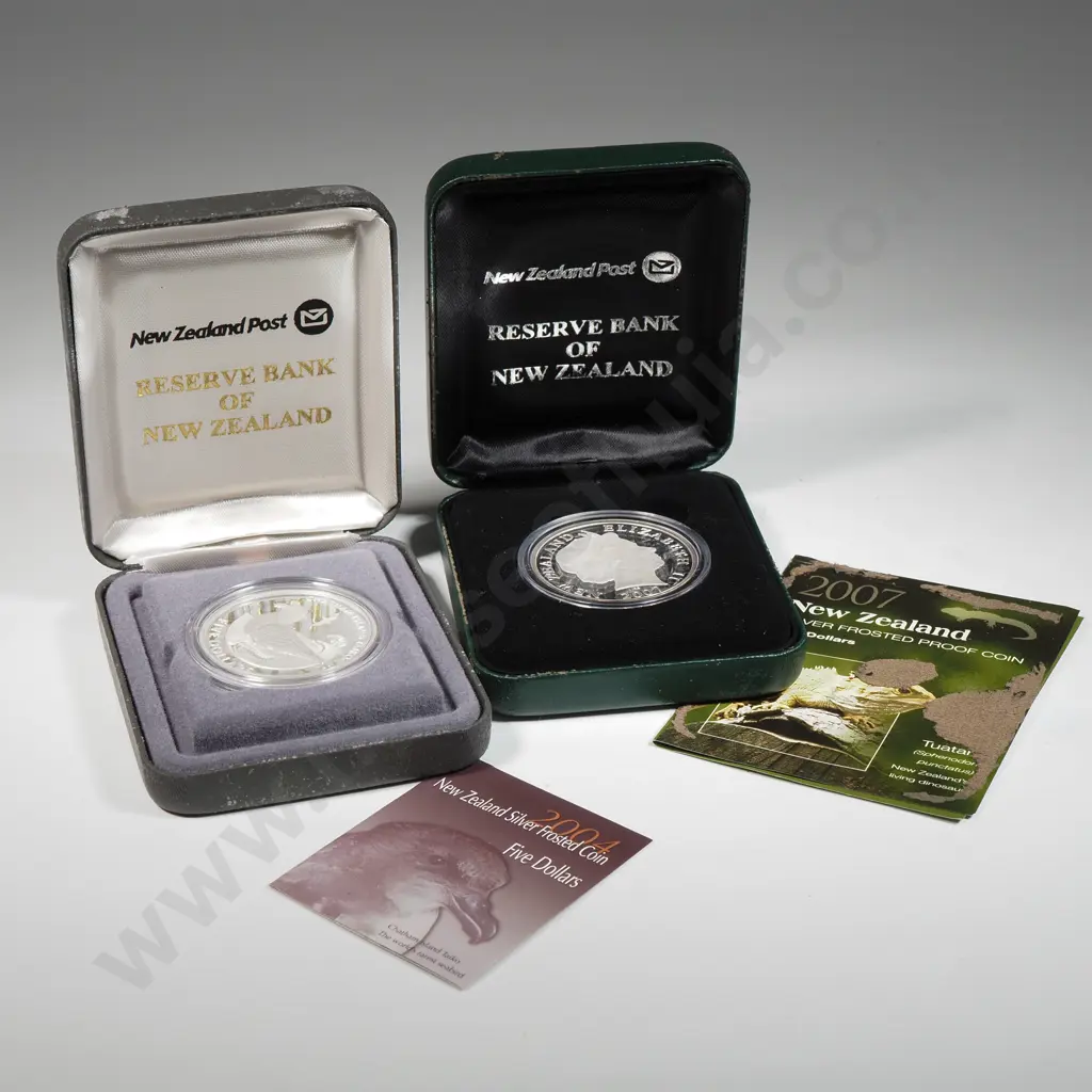 Two New Zealand Silver Proof Coins in Cases  Image 1++