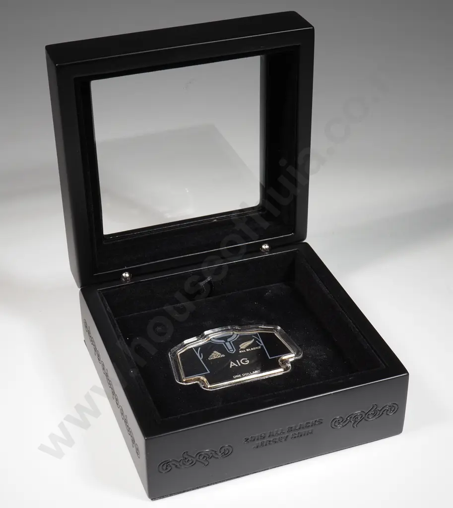 2015 All Blacks Jersey One Ounce Silver Proof Coin  Image 1++