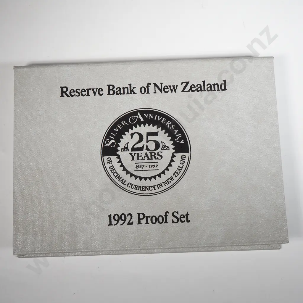 1992 New Zealand Proof Coin Set Image 1++