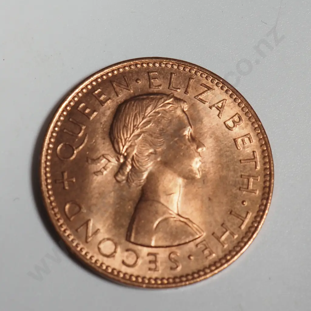 15 New Zealand 1961 BUNC Half Penny "Broken Neck" Coins - Total CV $450 Image 1++