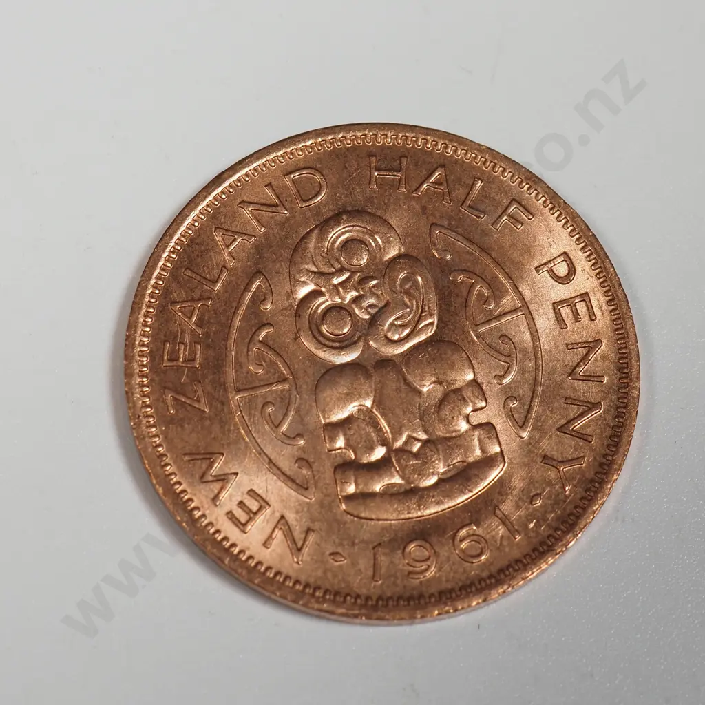 15 New Zealand 1961 BUNC Half Penny "Broken Neck" Coins - Total CV $450 Image 1++