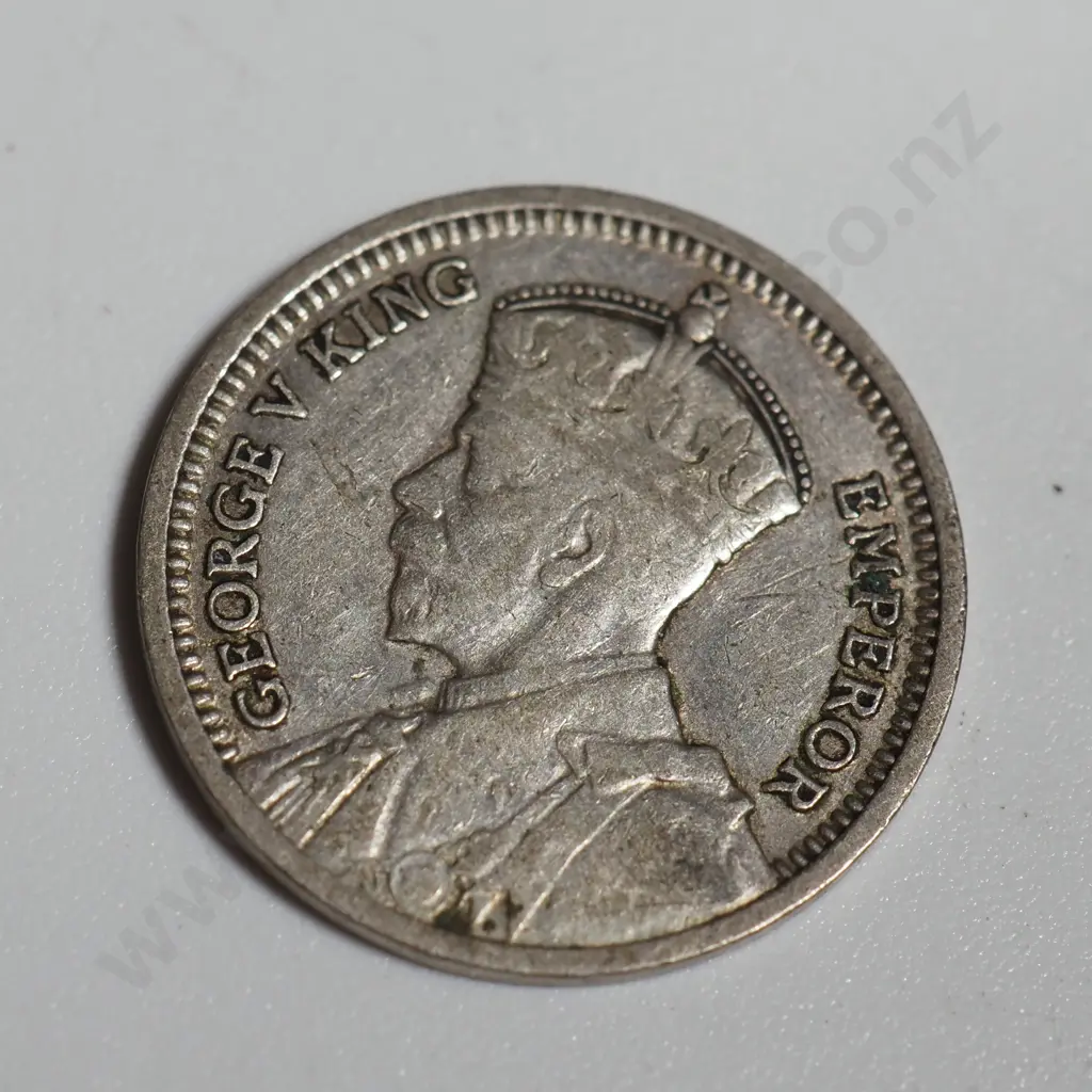 50% Silver New Zealand Threepence King George V Head Coins -21.4 Grams  Image 1++