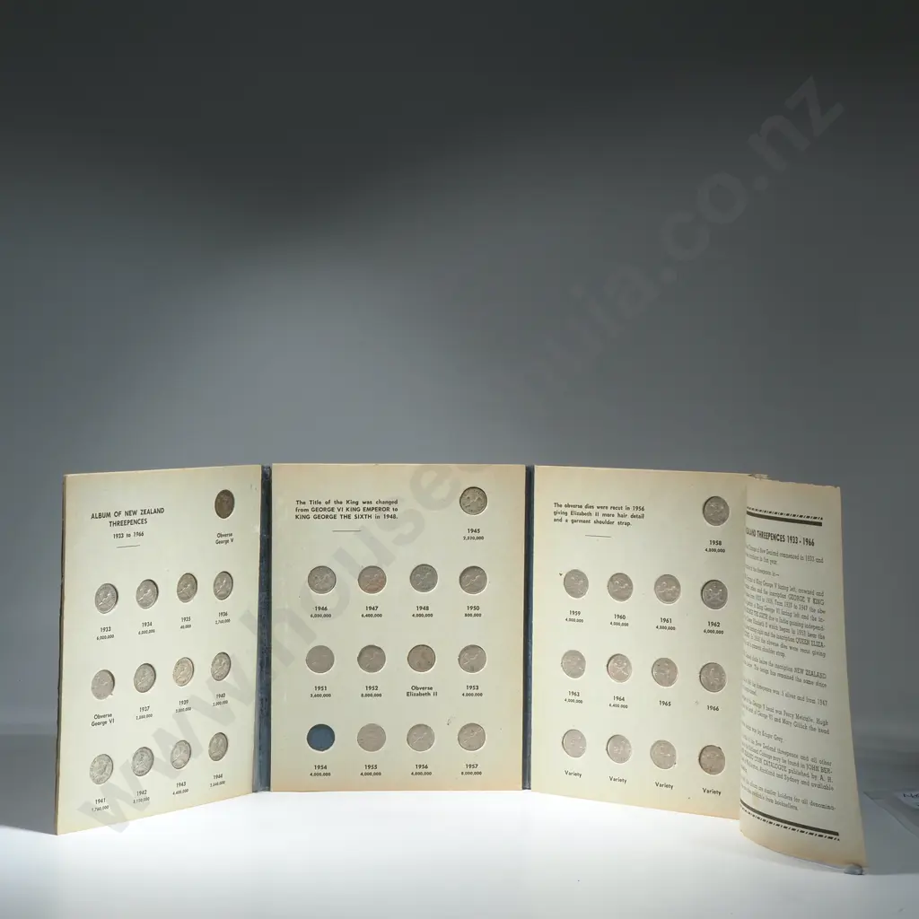 New Zealand Bertrand Threepence Coin Set w 1935 Threepence  Image 1++