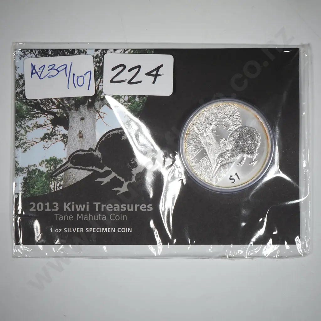 2013 Kiwi Treasures One Ounce Silver Specimen Coin  Image 1++