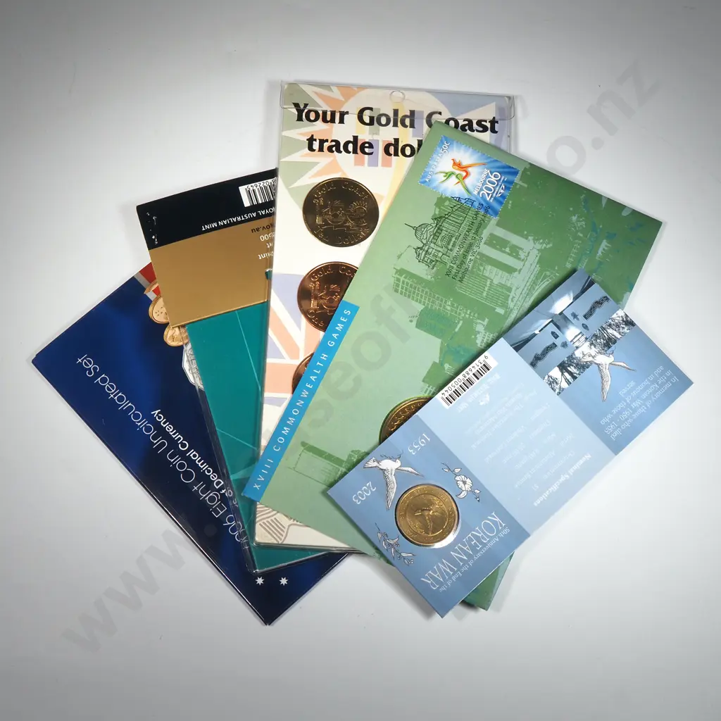 Assorted Lot of Australian Uncirculated Coins in Packets  Image 1++