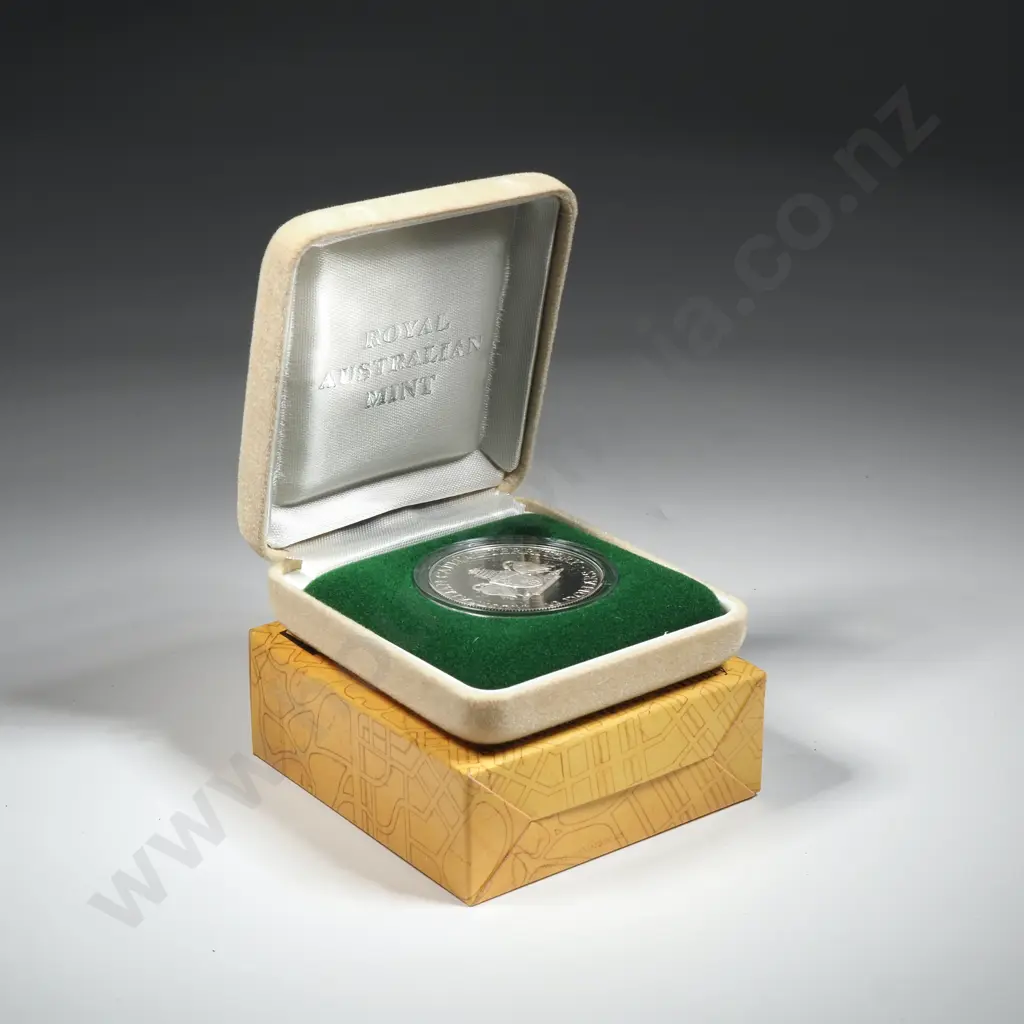 10 Dollar Australian Cased Proof Coin - 20 Grams Sterling Silver  Image 1++