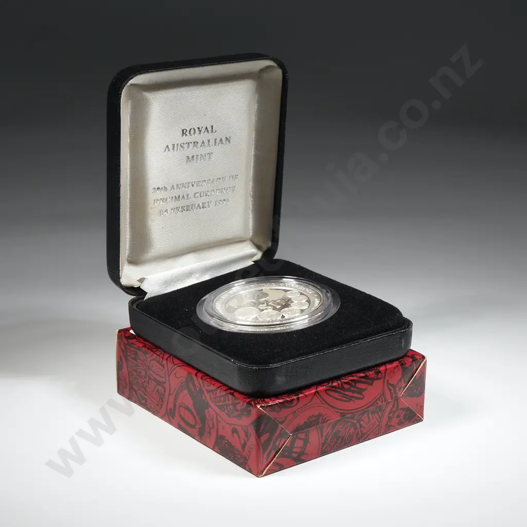 1996 Cased Australia One Ounce Fine Silver Coin  Image 1++