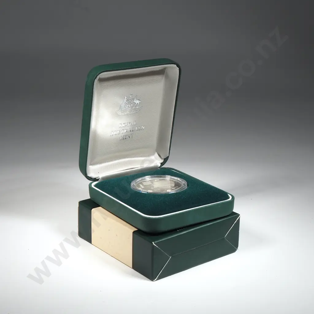 1998 Australian Sterling Silver 20 Gram Wombat Coin  Image 1++