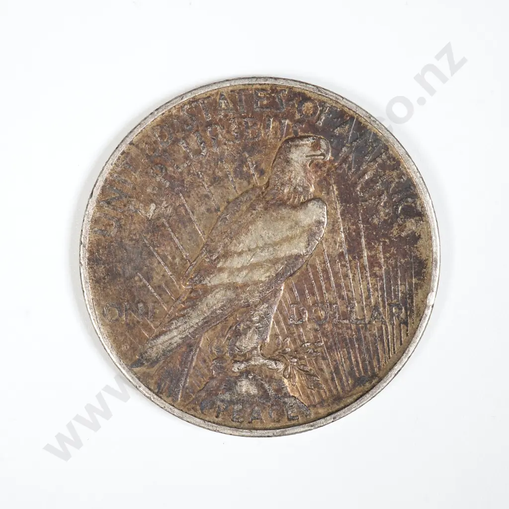 1922 D United States of America Liberty Silver Dollar  Image 1++