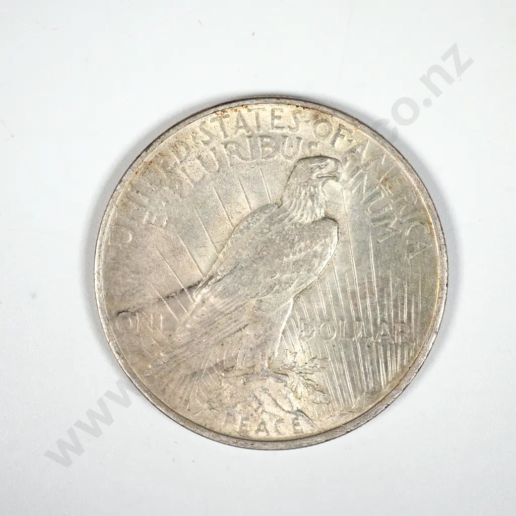 1922 United States of America Liberty Silver Dollar  Image 1++