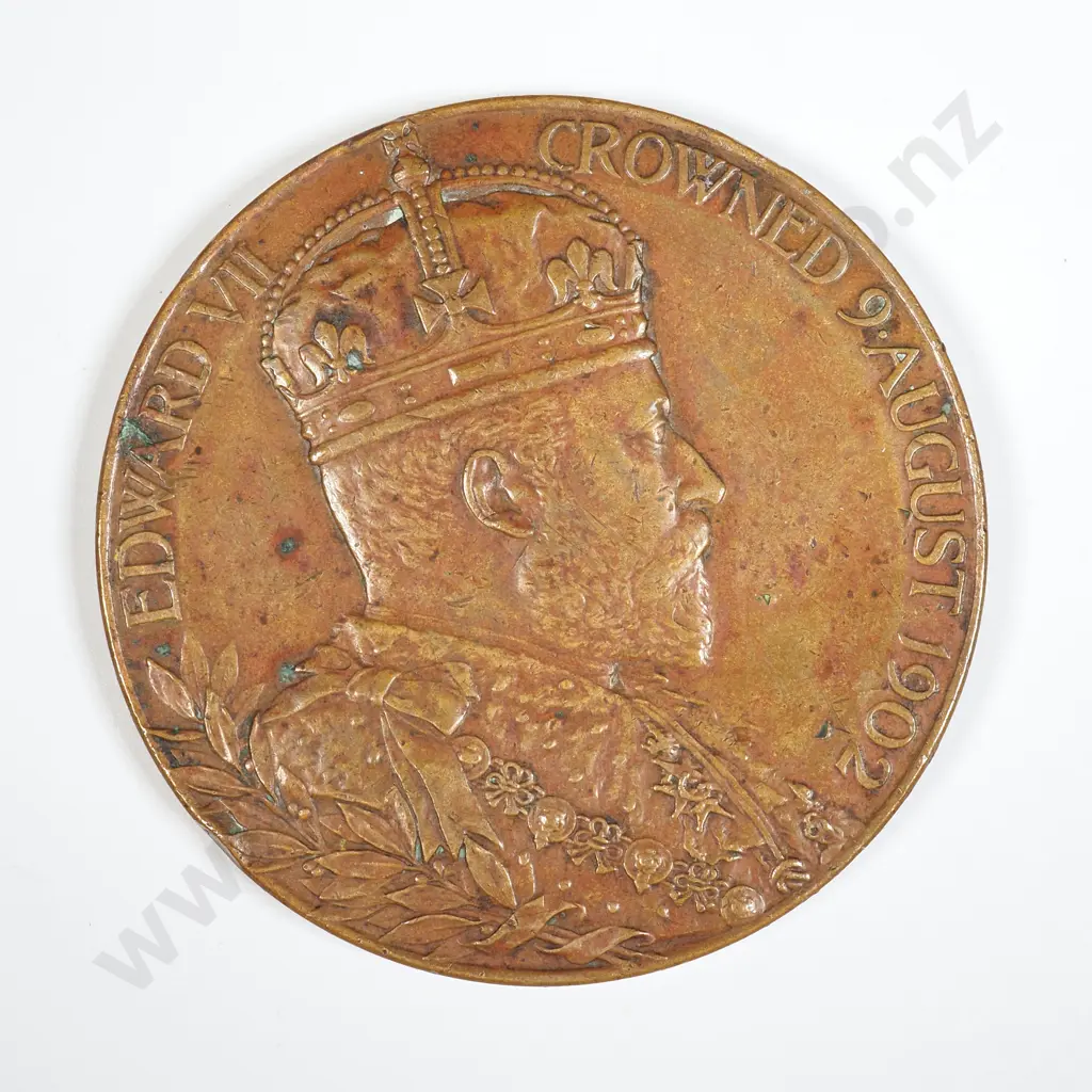 Large Bronze 1902 Coronation Medal  Image 1++