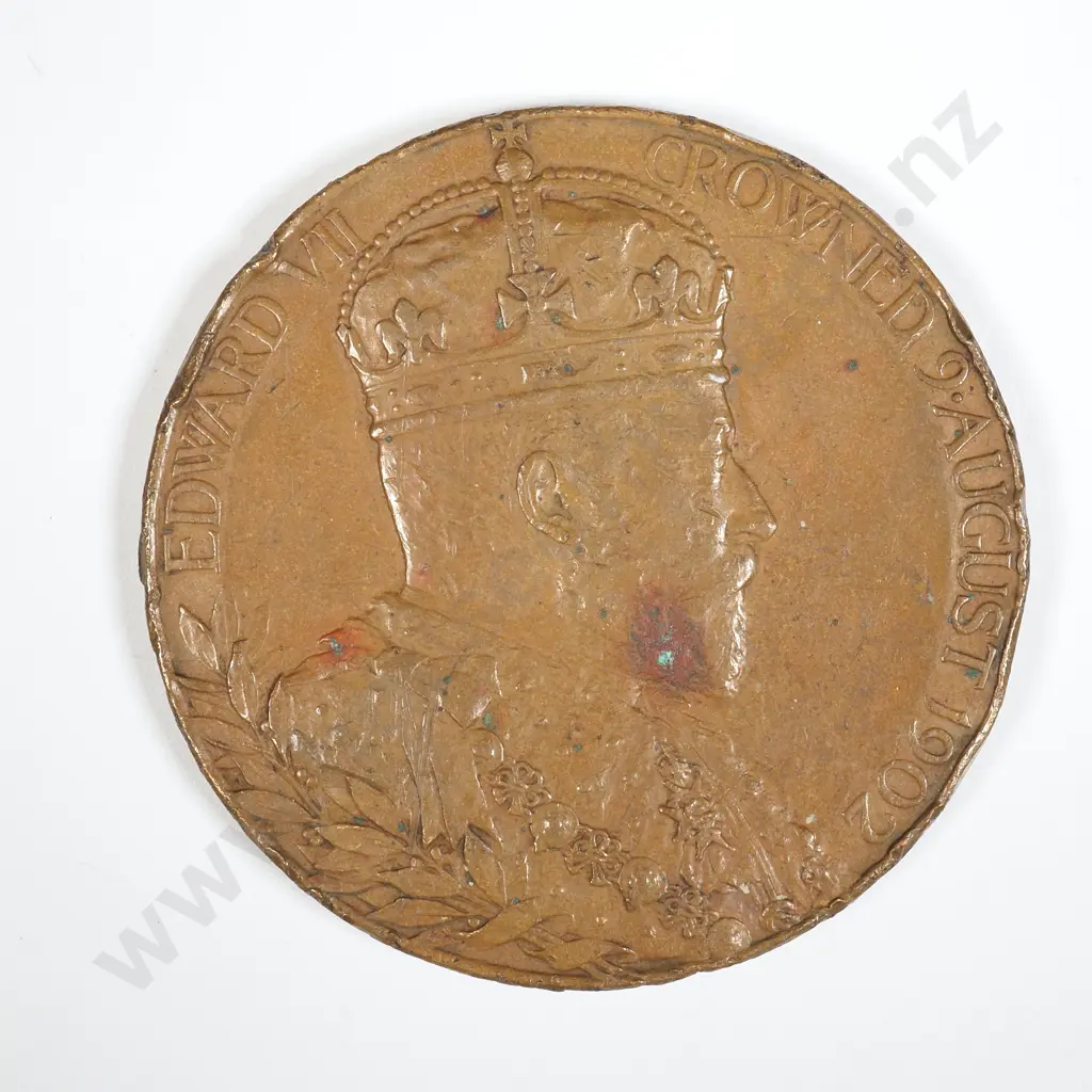 Large Bronze 1902 Coronation Medal  Image 1++