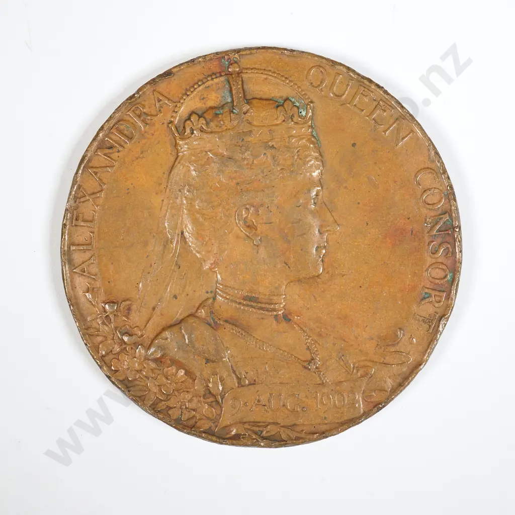 Large Bronze 1902 Coronation Medal  Image 1++