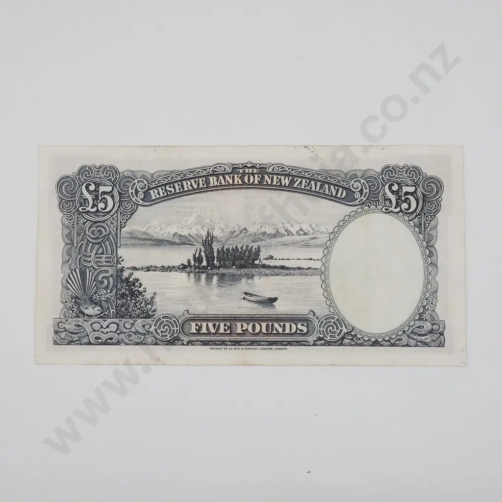 New Zealand Five Pound Fleming Banknote - Better Grade  Image 1++