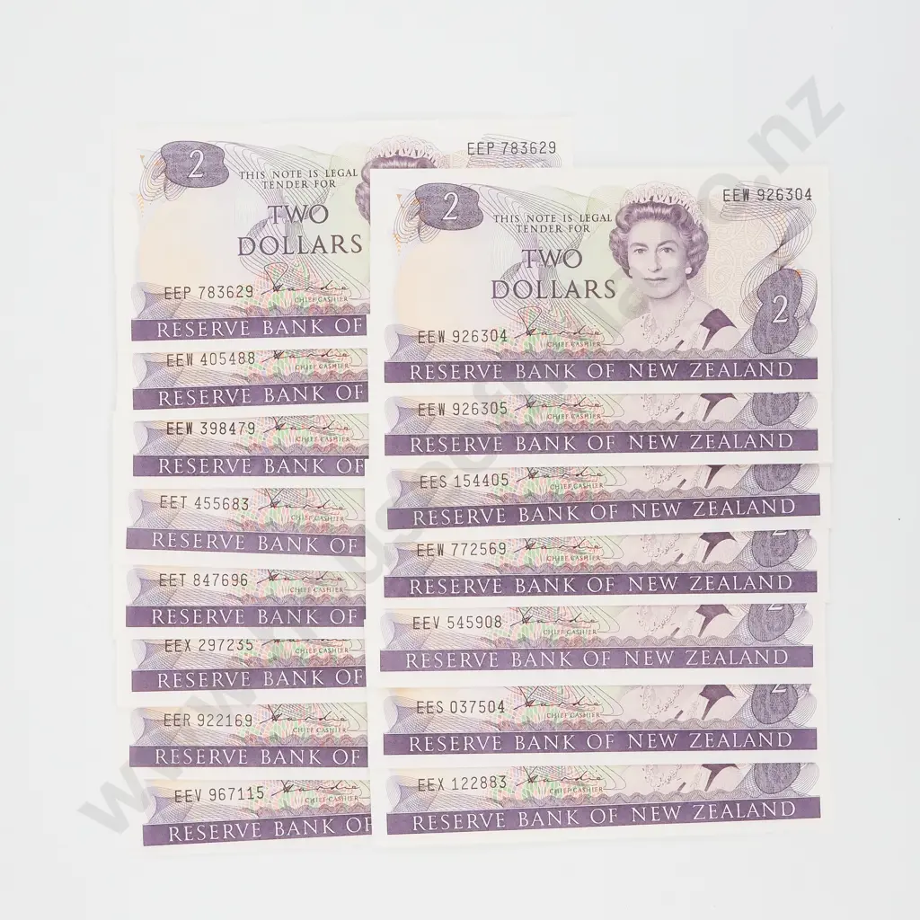 15 New Zealand AUNC Two Dollar Hardie Banknotes - Mixed Lot of EE* Prefixes  Image 1++