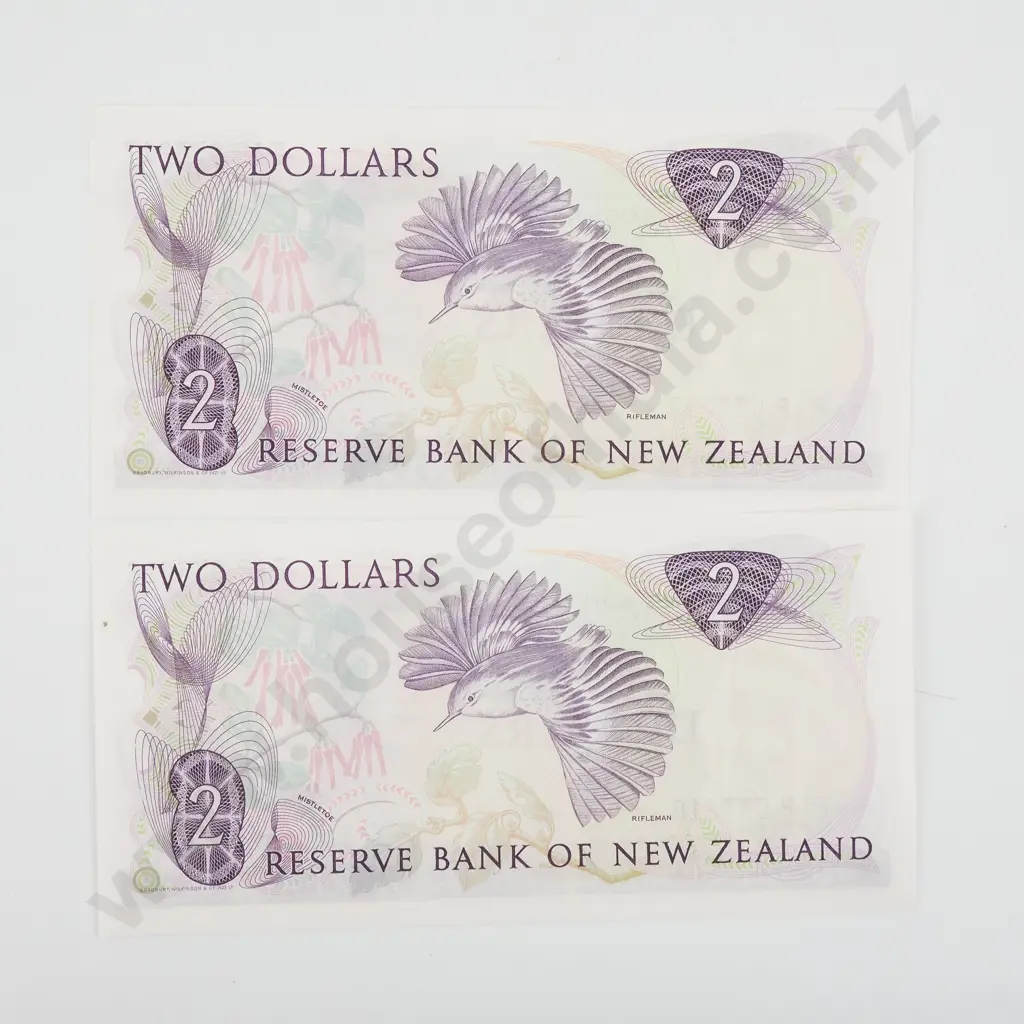 Consecutive Pair of AUNC Hardie Two Dollar Banknotes  Image 1++