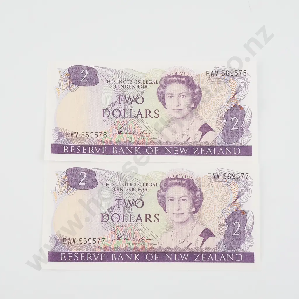 Consecutive Pair of AUNC Hardie Two Dollar Banknotes  Image 1++