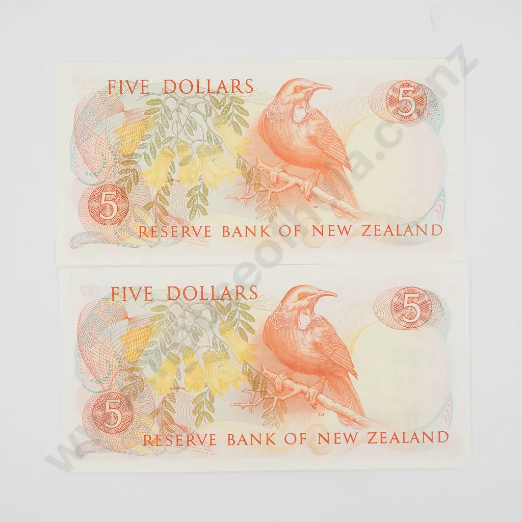 Two New Zealand Five Dollar Russell Banknotes - Better Grades Image 1++