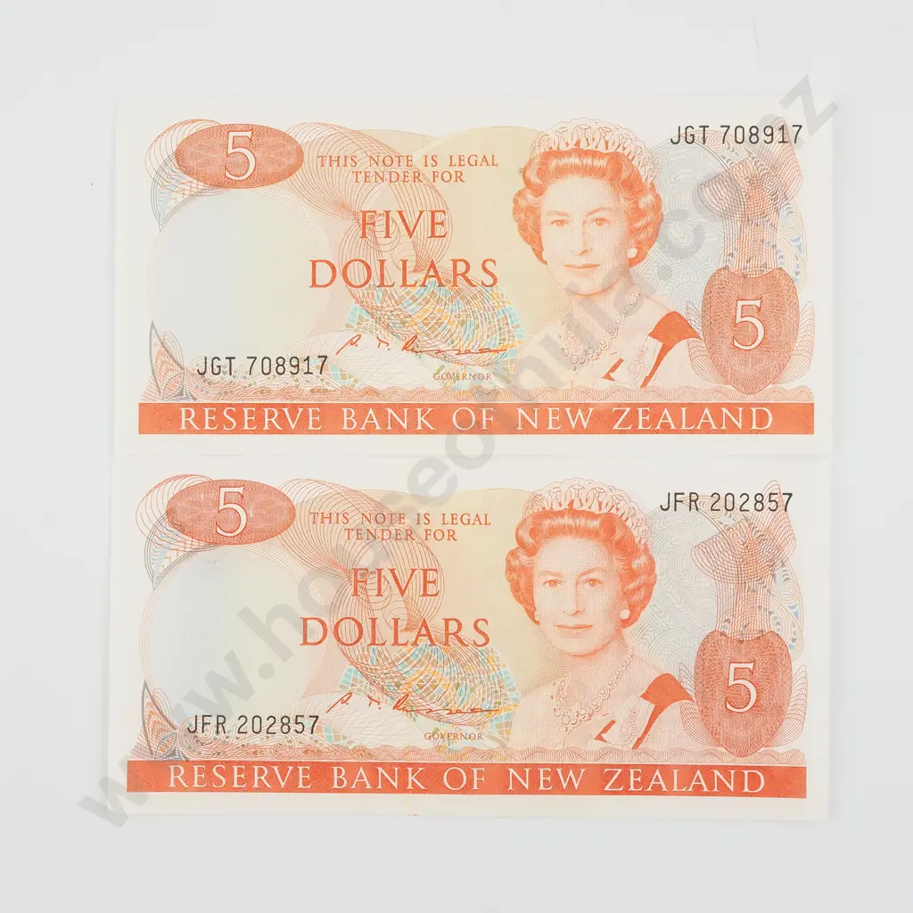 Two New Zealand Five Dollar Russell Banknotes - Better Grades Image 1++