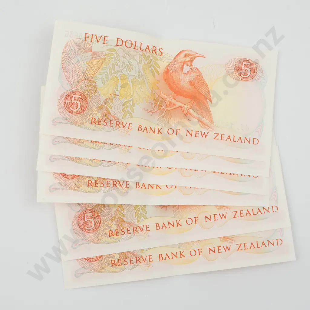 Six Consecutive New Zealand Five Dollar Brash Banknotes (AUNC w Centre Crease)  Image 1++