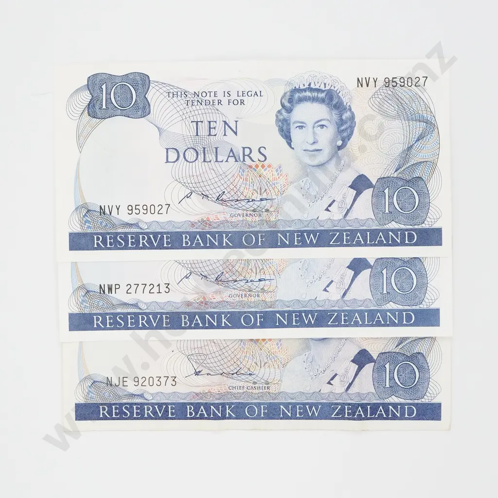 Three New Zealand Ten Dollar Banknotes - Two Russell One Hardie   Image 1++