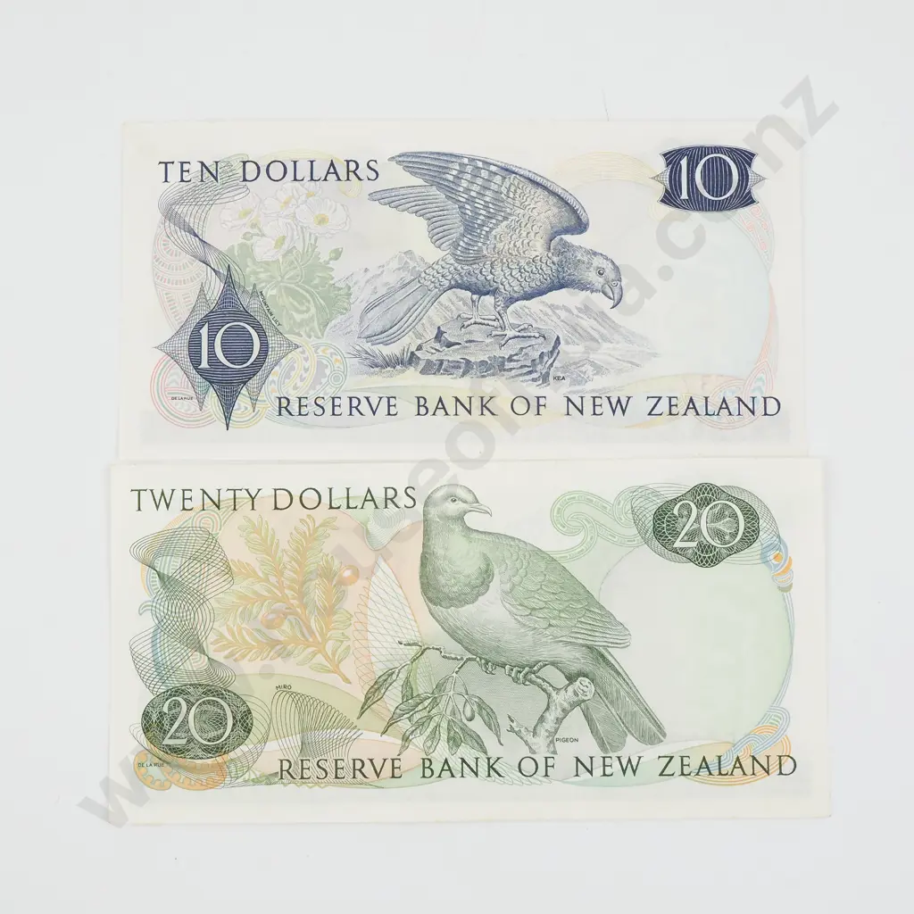 New Zealand 10 & 20 Dollar Hardie Banknotes  Image 1++