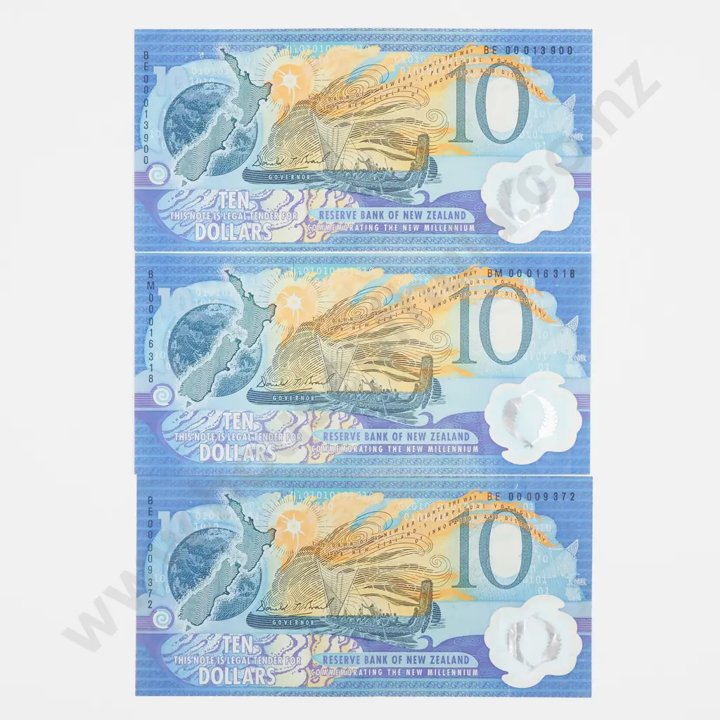 Three New Zealand Millennium Banknotes  Image 1++