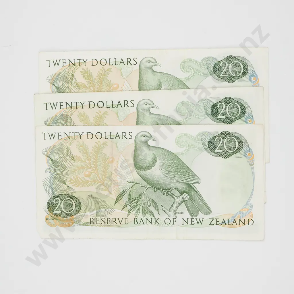 Three New Zealand Hardie 20 Dollar Banknotes  Image 1++