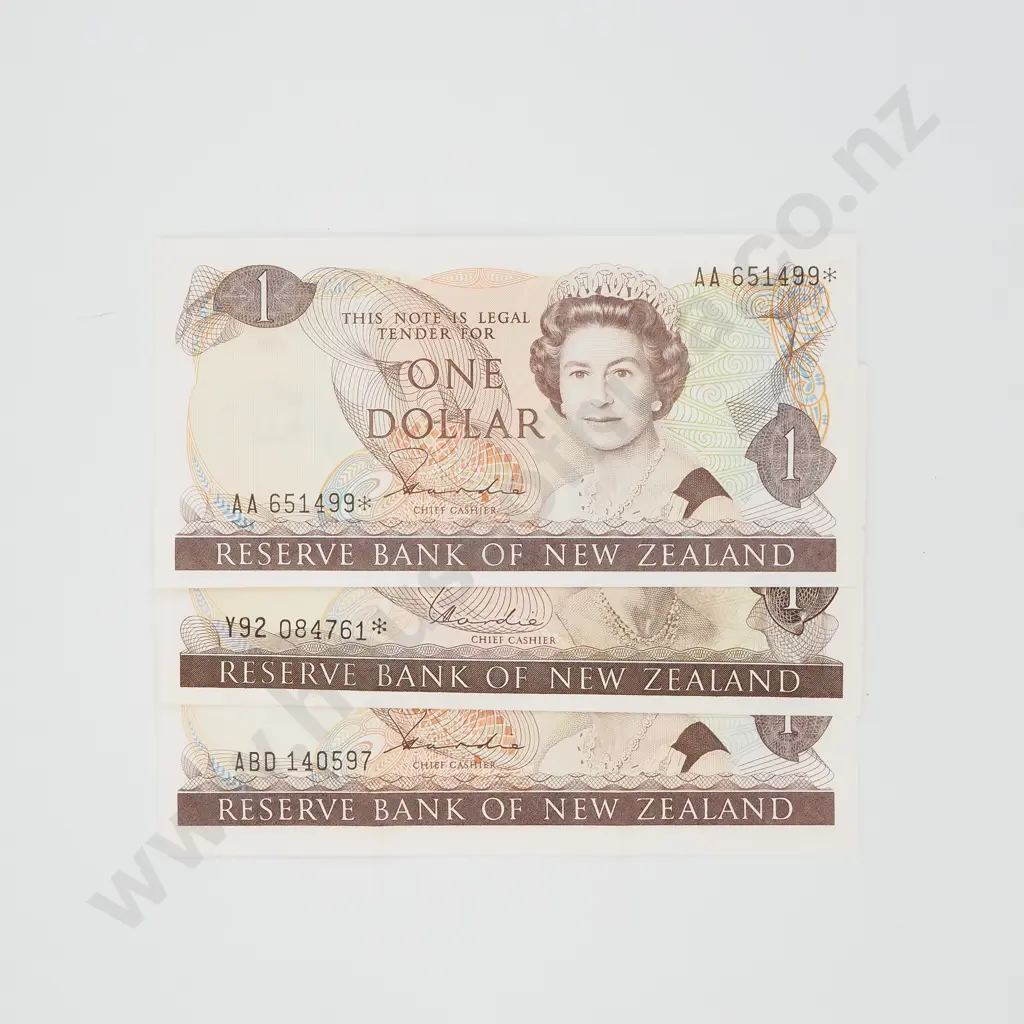 Three New Zealand Hardie One Dollar Banknotes - Two Star & One Not  Image 1++
