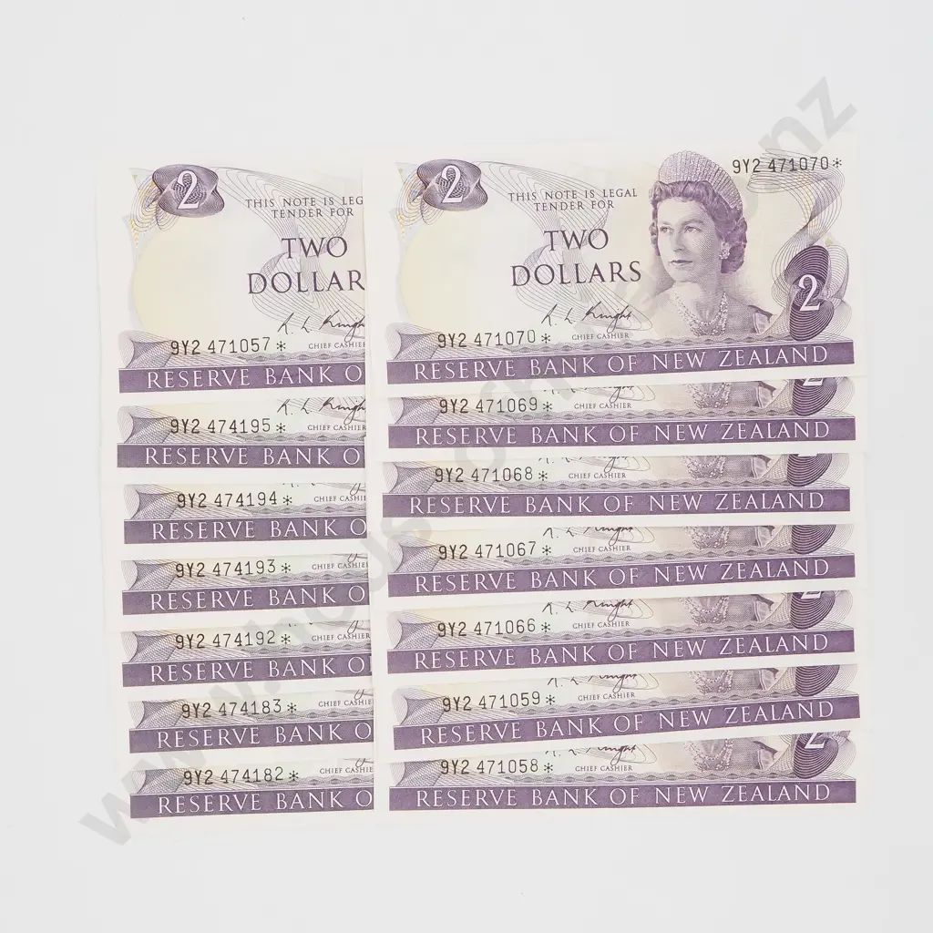 14 Almost Consecutive New Zealand Two Dollar Knight Star Banknotes (AUNC w Centre Crease)  Image 1++