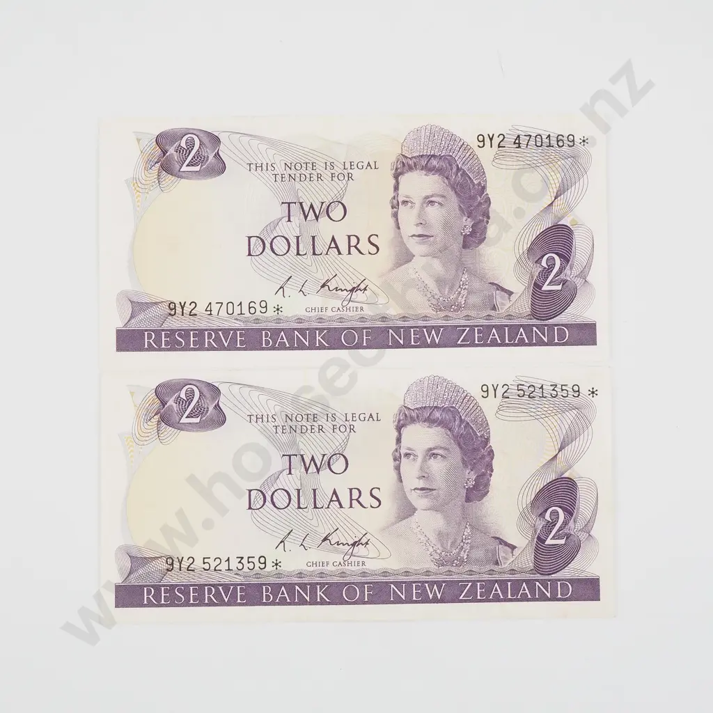 Two New Zealand Two Dollar Knight Star Banknotes  Image 1++