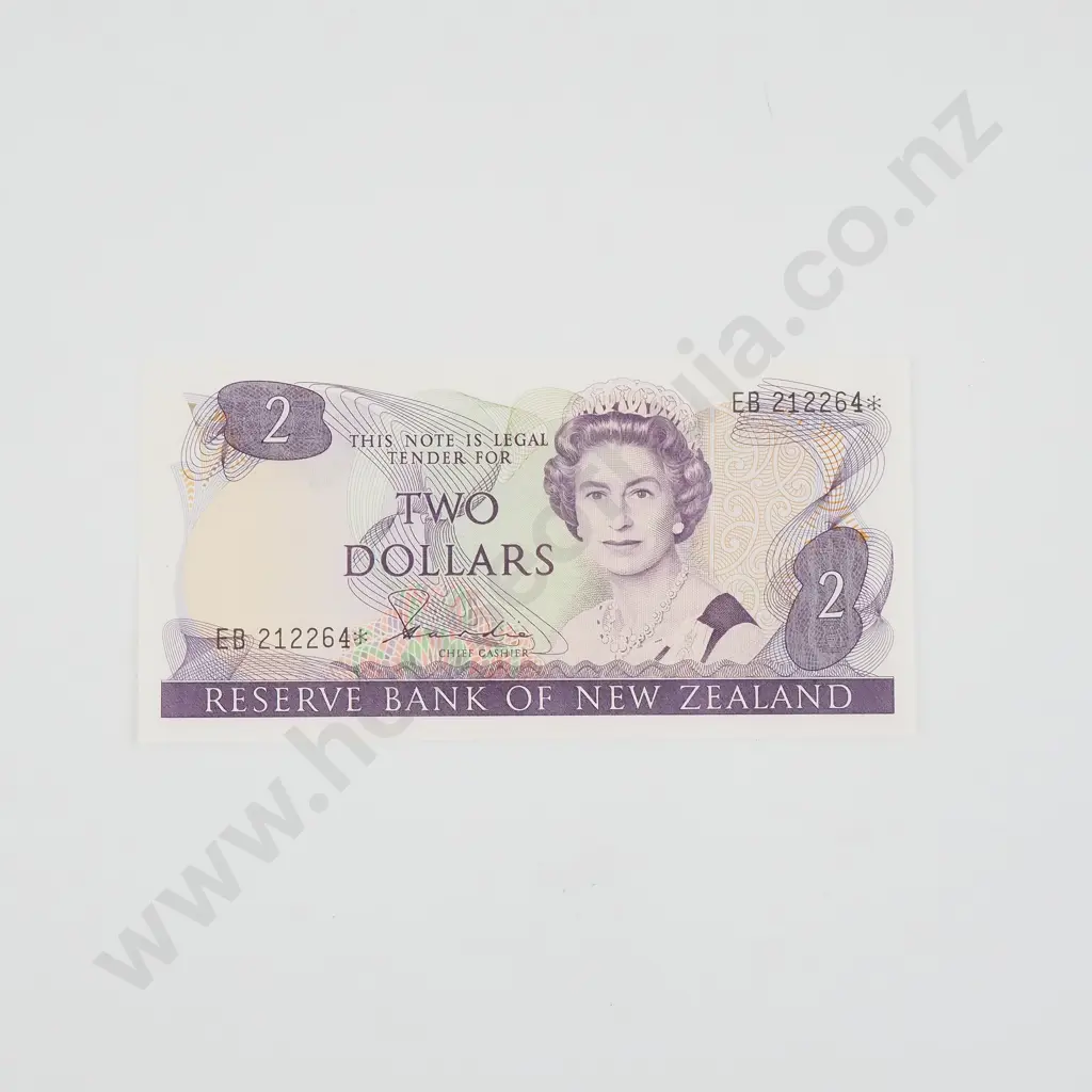 New Zealand Two Dollar Hardie Star Banknote - AUNC  Image 1++