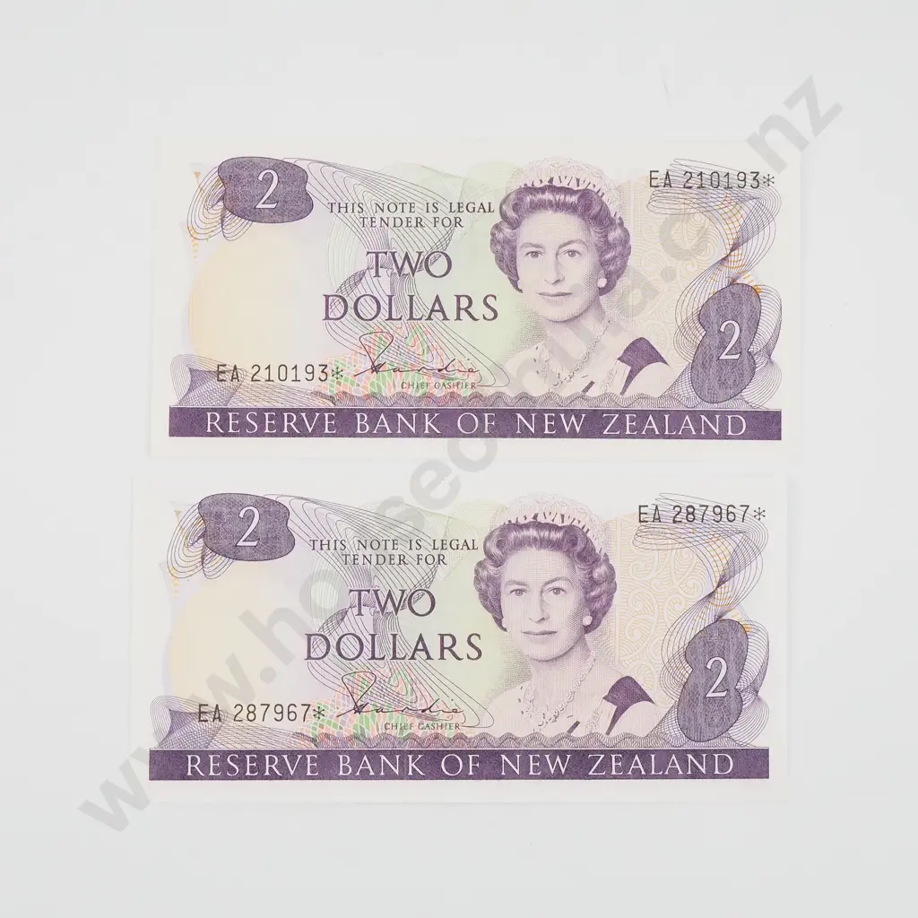 Two AUNC New Zealand Hardie Two Dollar Star Banknotes  Image 1++