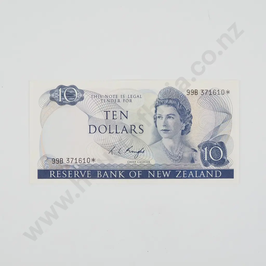 New Zealand Ten Dollar Knight Star 99B Banknote - EF CV $200 Image 1++
