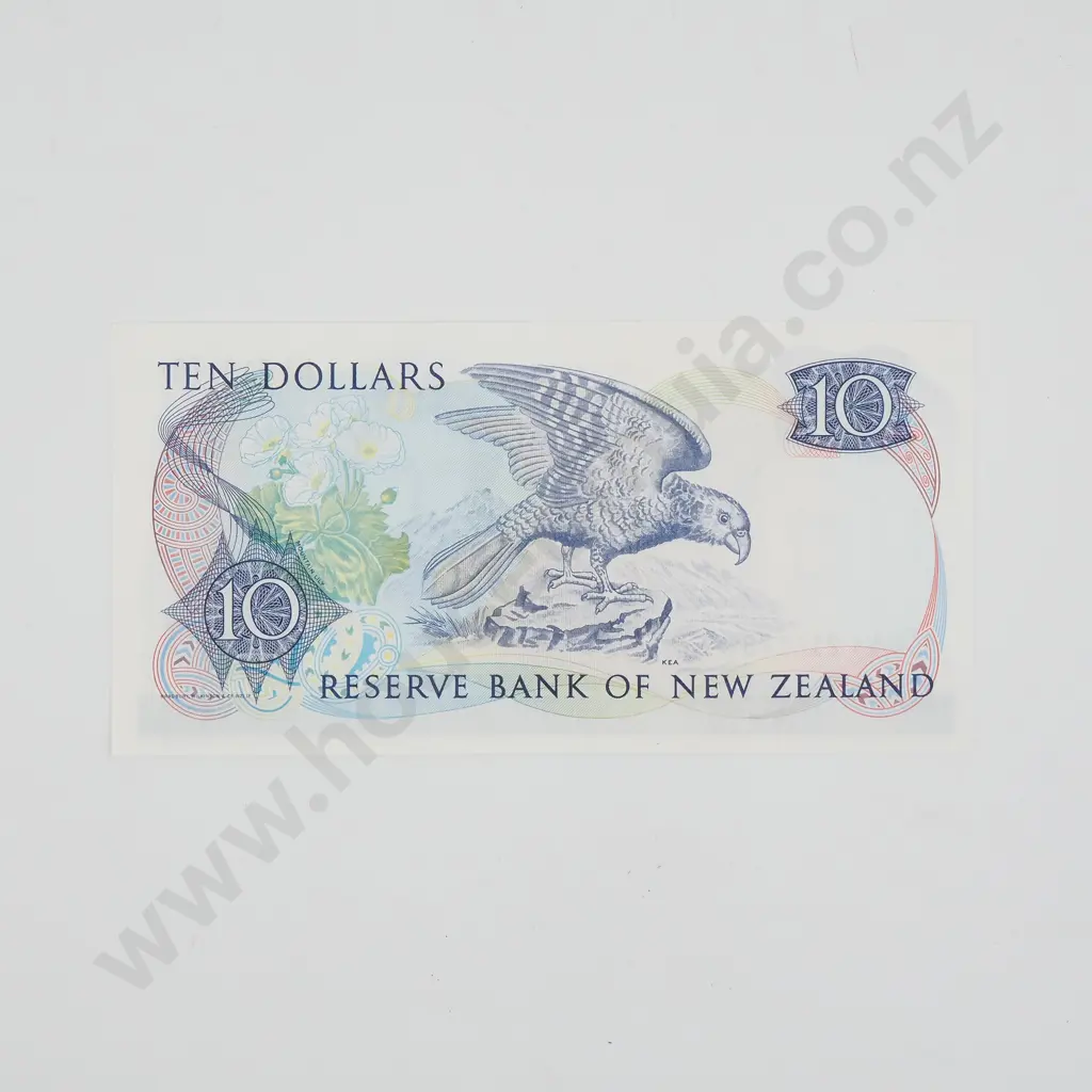New Zealand Ten Dollar Hardie Star Banknote - AUNC  Image 1++