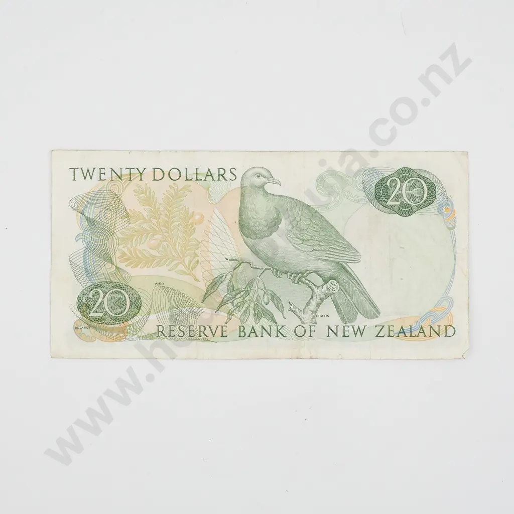 20 Dollar New Zealand Knight Star Banknote F CV $200  Image 1++