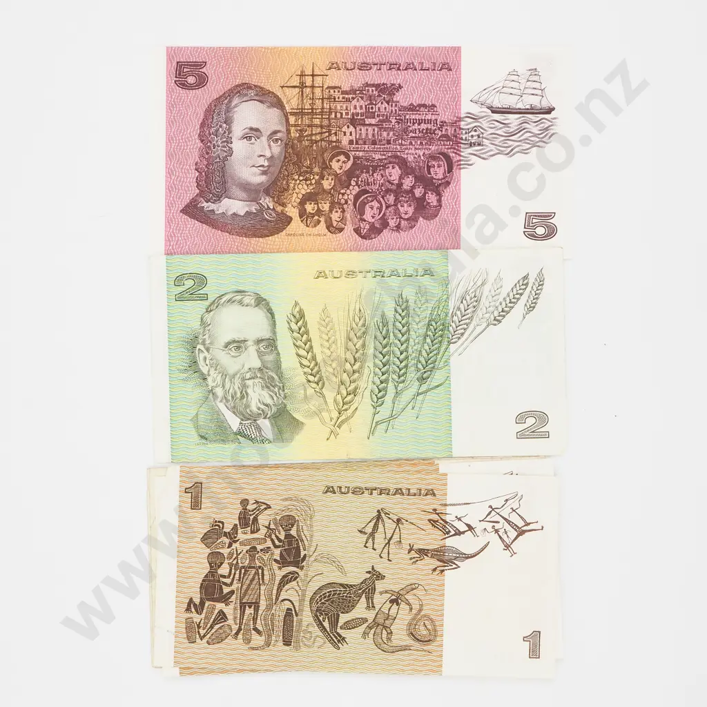 Assorted Australian Paper Banknotes  Image 1++