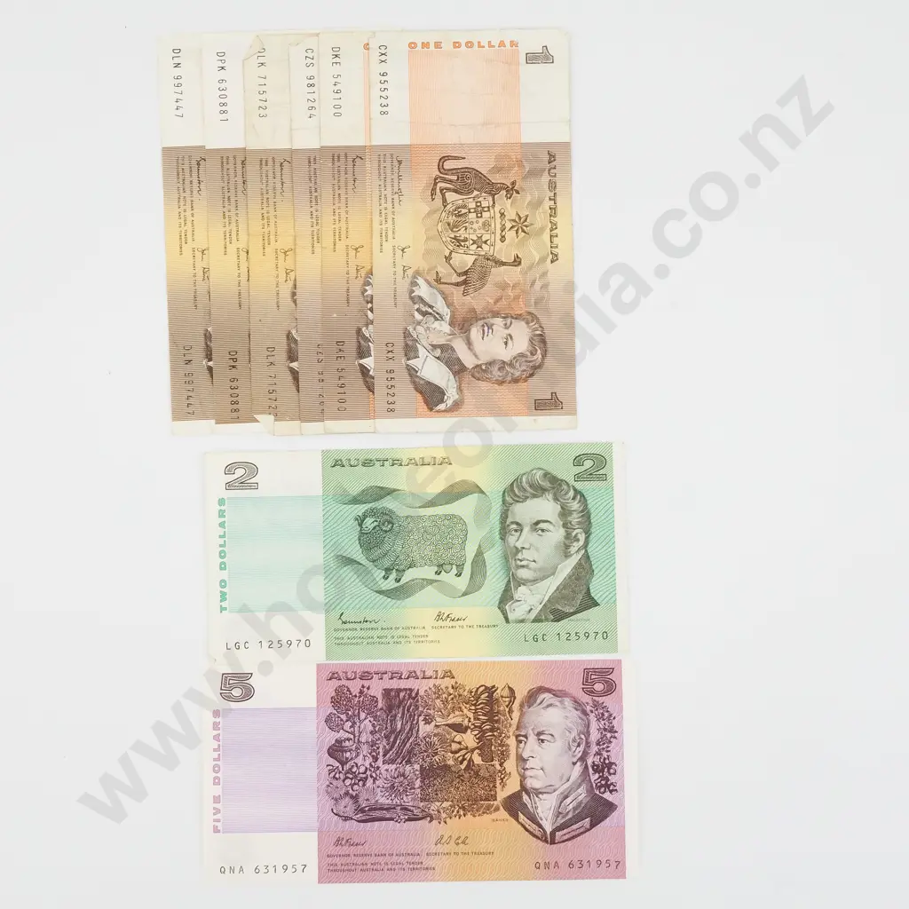 Assorted Australian Paper Banknotes  Image 1++
