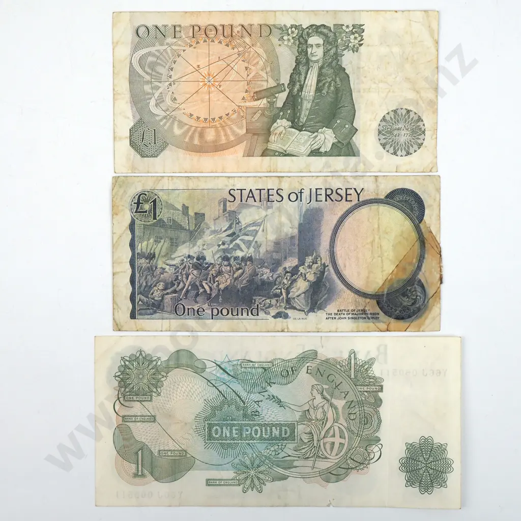 Three United Kingdom One Pound Banknotes  Image 1++