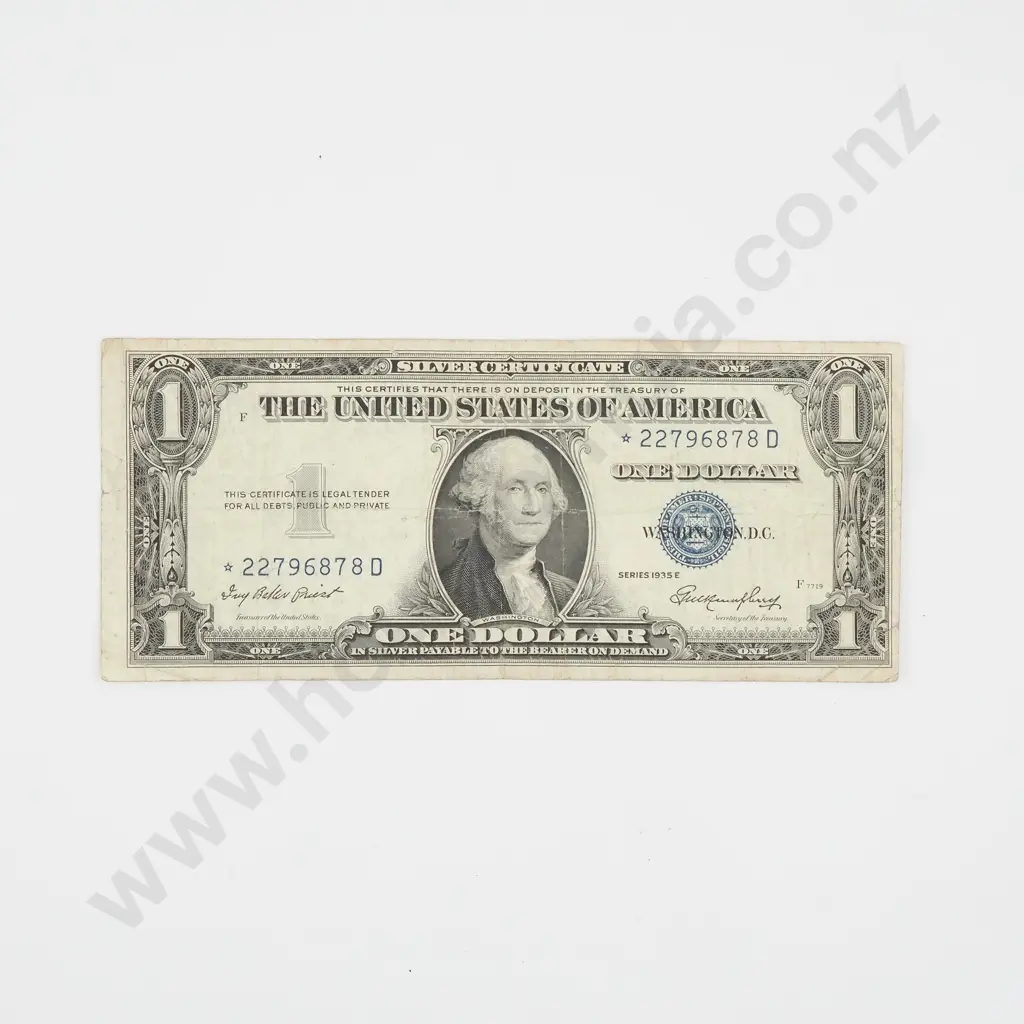 United States of America One Dollar Star Banknote - 1935 Series  Image 1++