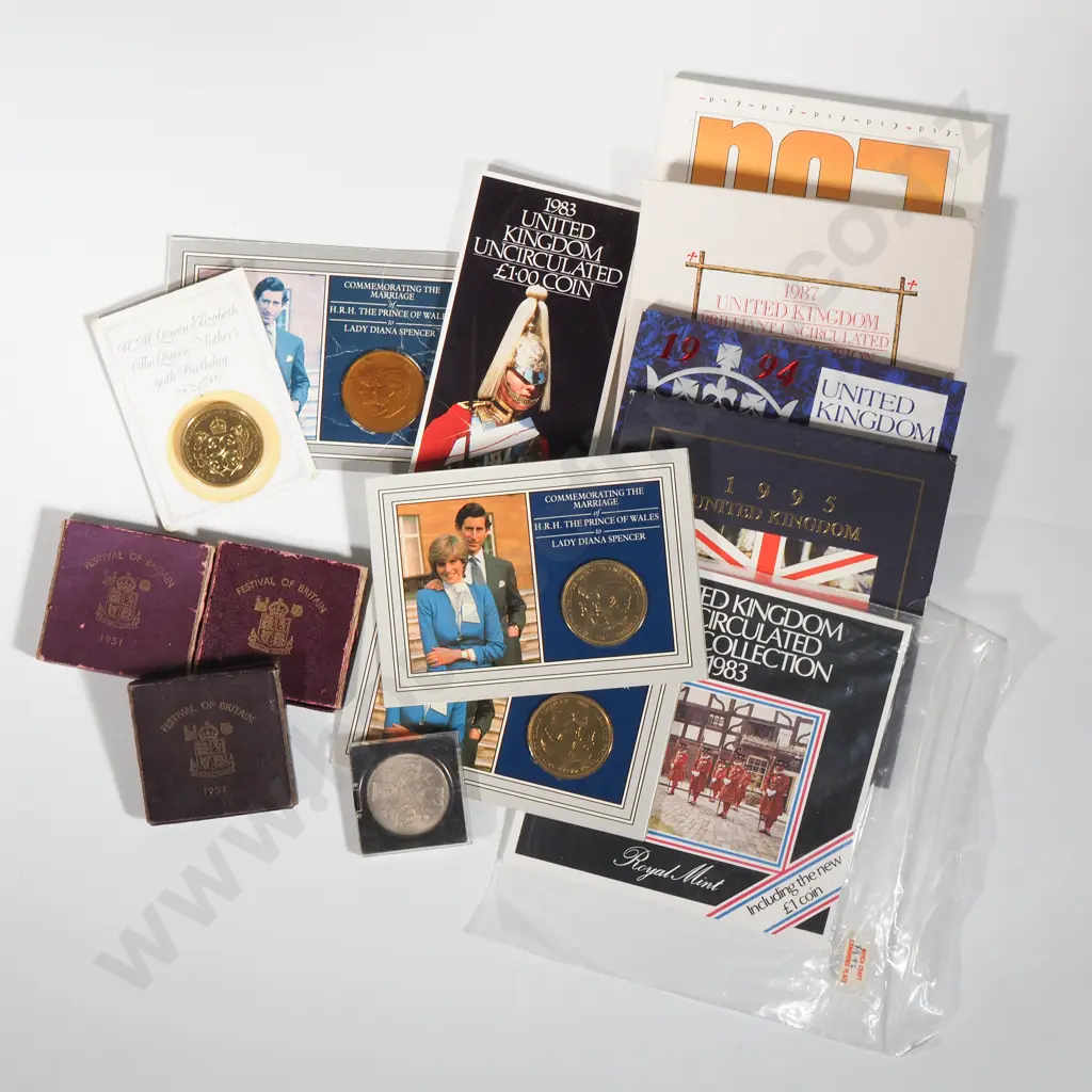 Five Great British Mint Sets / One Pound Pack & 9 Assorted Cupro Nickel Crowns  Image 1++