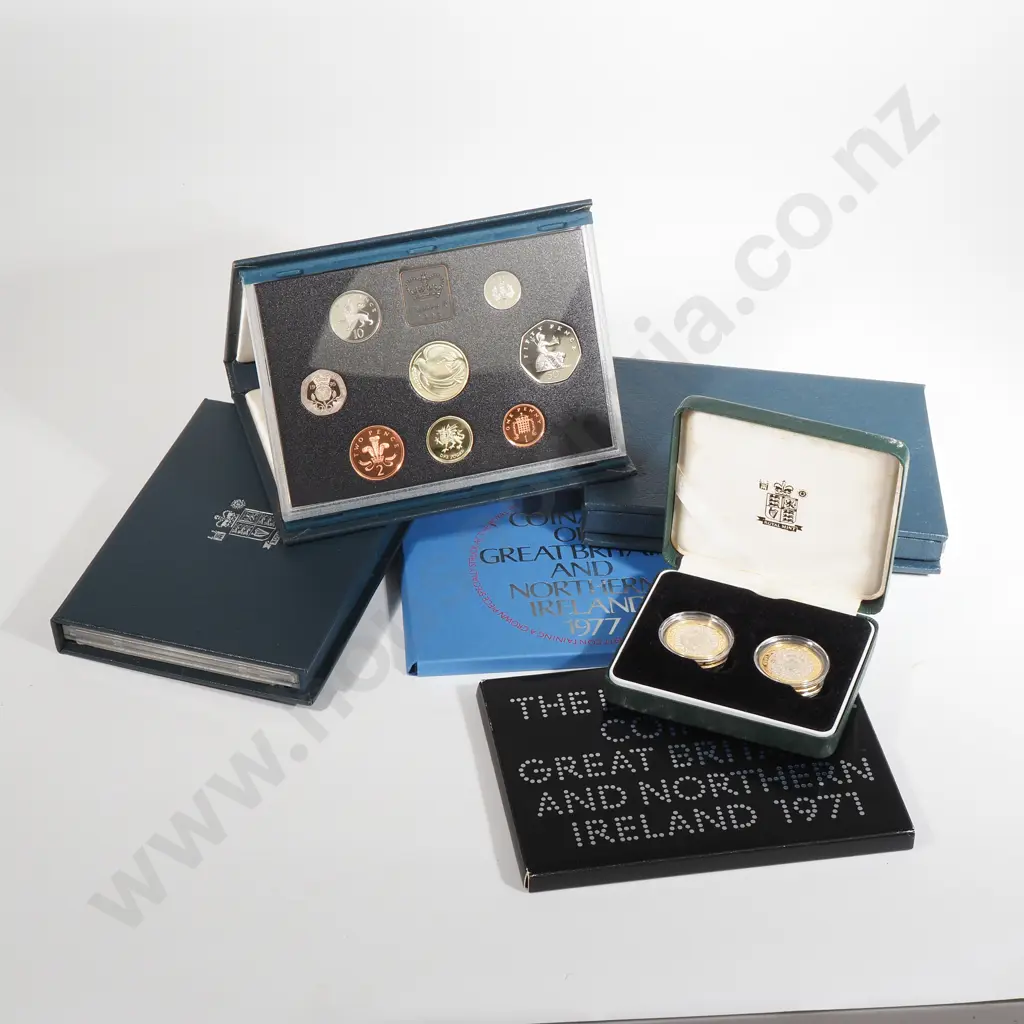 Five United Kingdom Proof Sets - Plus Two Proof Two Pound Coins  Image 1++