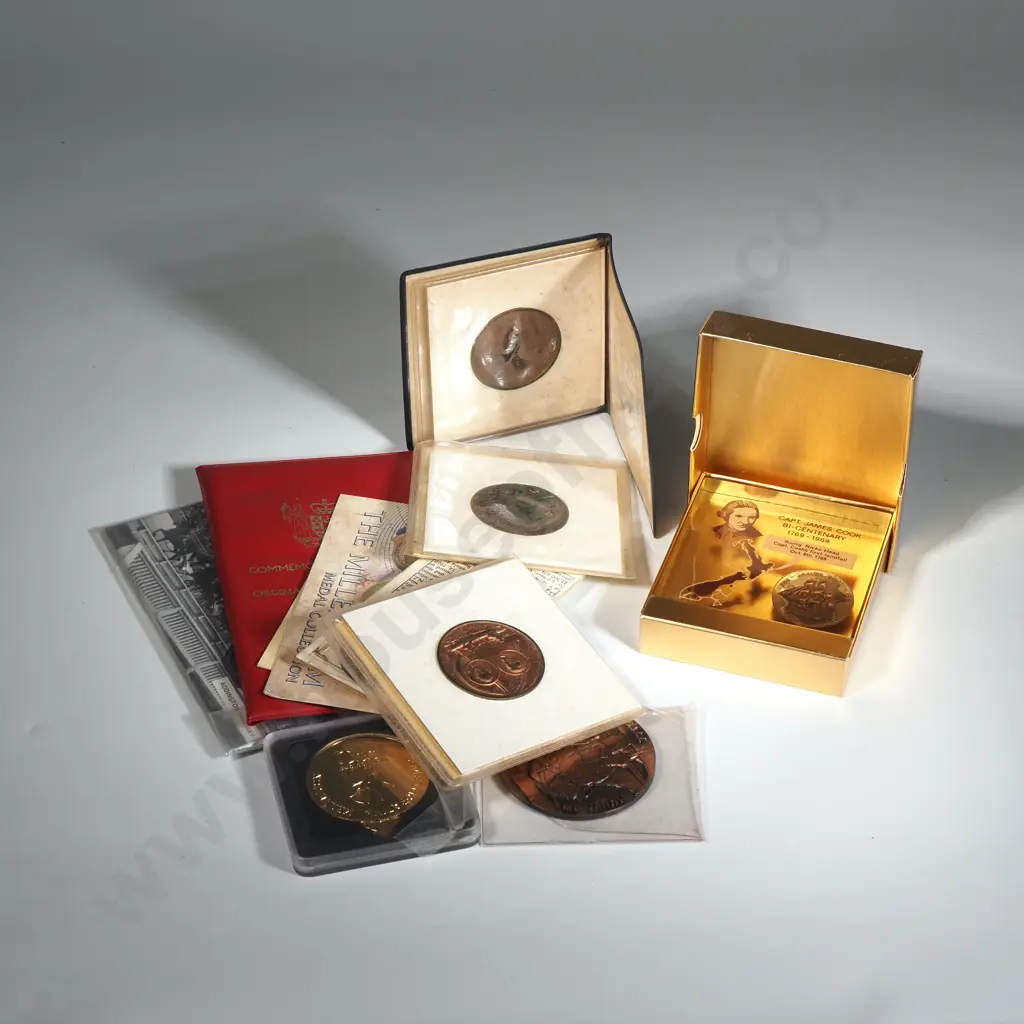 Assorted Vintage & Antique Commemorative Medals & Medallions  Image 1++