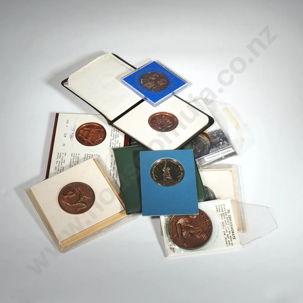 Assorted lot of 10 Mainly New Zealand Commemoratives  Image 1++