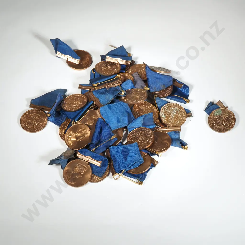 Large Assorted Lot of Royal Visit 1953/54 Medals Image 1++