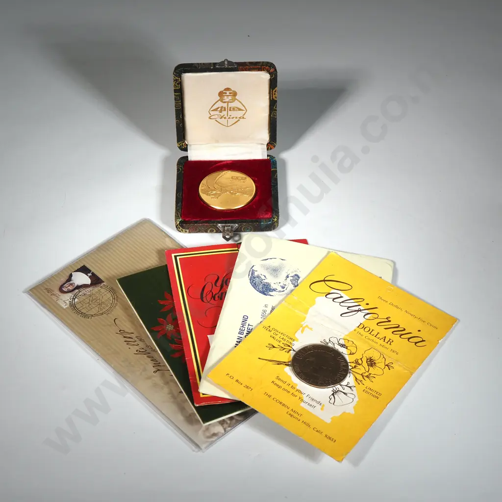 Assorted Cased Medallions / Coins  Image 1++