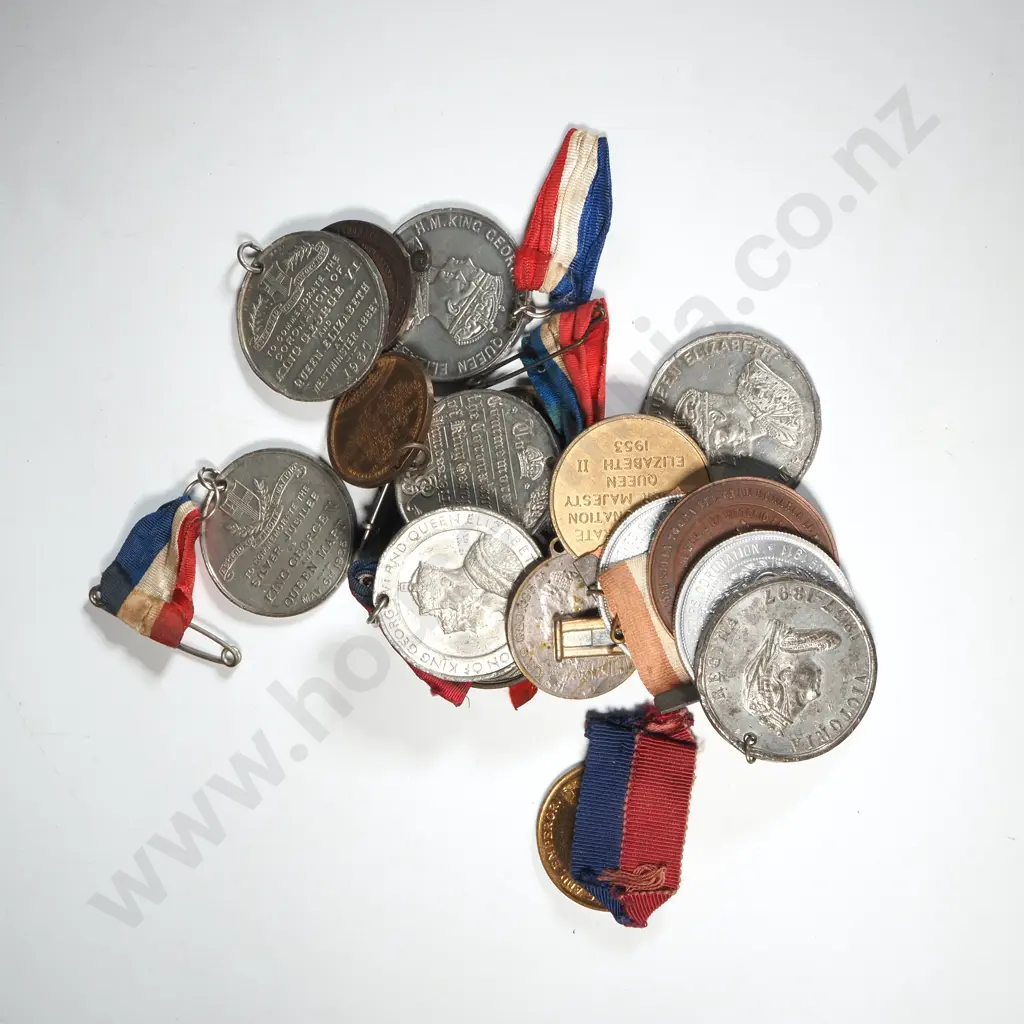 Assorted Royal Jubilee / Coronation Commemoratives  Image 1++