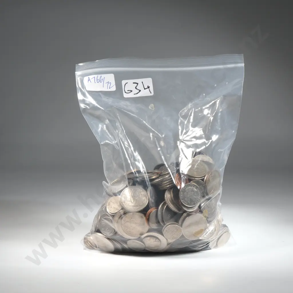 3.227 KG of Assorted New Zealand Decimal Coinage  Image 1++