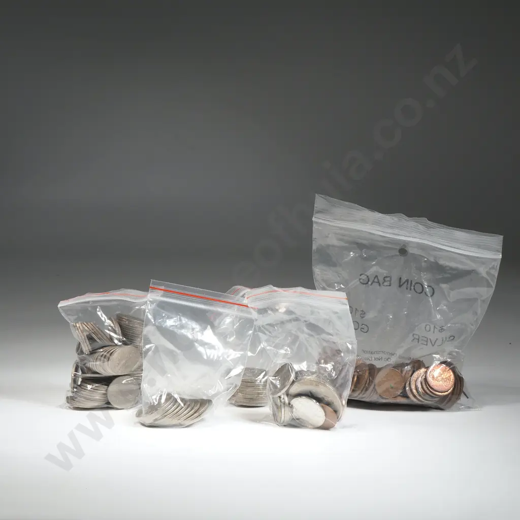 Assorted New Zealand Decimal Currency & Lot of Australian 5 Cent Coins  Image 1++