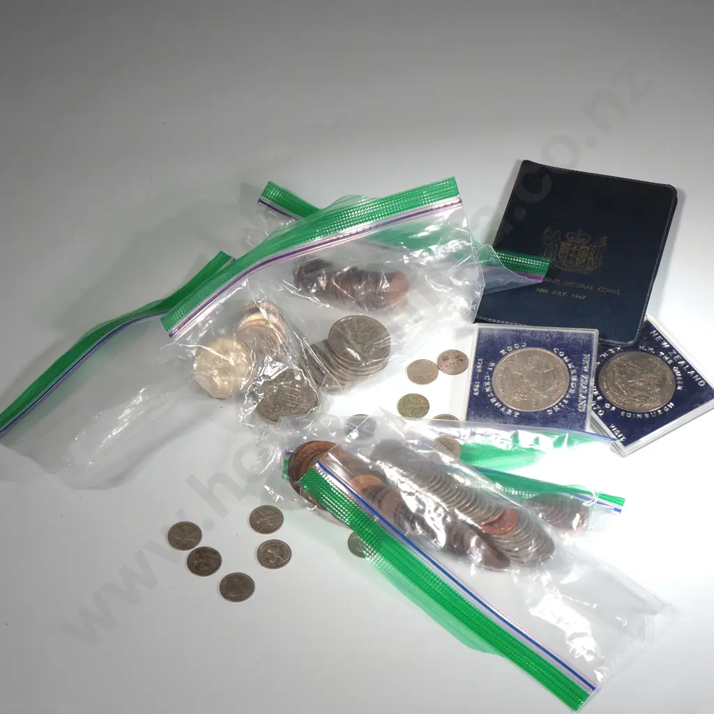 Assorted New Zealand Coinage  Image 1++